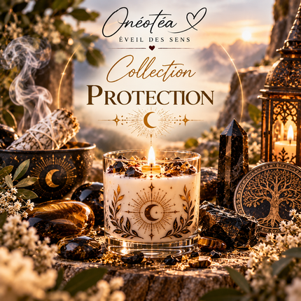 Protection | Bougies : bougie parfumée en cire crème, décorée de motifs solaires dorés et de pierres naturelles.
