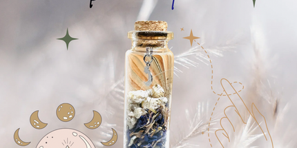 Fiole de Divination – Pierre de Lune, Bleuet, Benjoin & Mantra