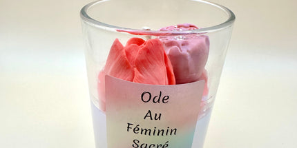 Bougie Ode au Féminin Sacré - Parfum autour de la rose