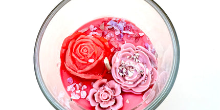 Bougie Ode au Féminin Sacré - Parfum autour de la rose