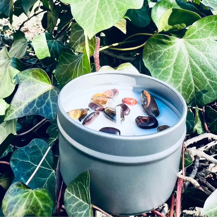 Bougie artisanale protection avec pierres œil du tigre et œil du faucon