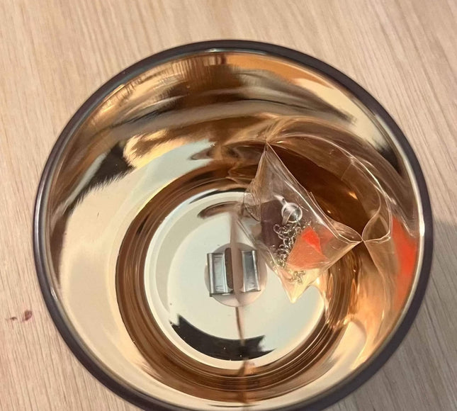 Bougie divination artisanale avec pendule améthyste intégrée