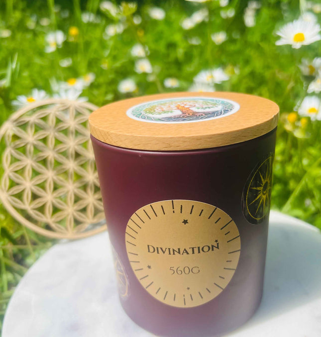 Bougie mystique Divination - Artisanale et éthique pour une atmosphère spirituelle