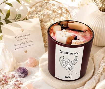 Bougie parfumée Résilience artisanale en cire de soja avec cristal de roche